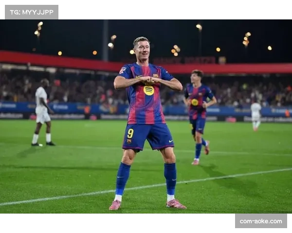 西甲多场比赛受球员抗议影响转播方淡化处理引发外界广泛关注