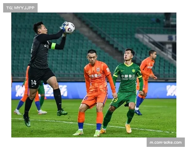 泰山逆袭海港终结三年不胜魔咒 3-1完胜展现强势实力 泰山逆袭海港终结三年不胜魔咒 3-1完胜展现强势实力