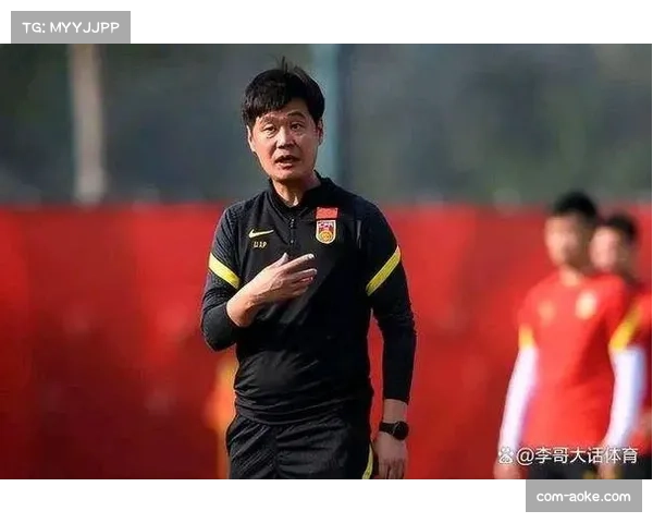 青岛海牛主帅李霄鹏去留成疑，俱乐部财力成关键因素